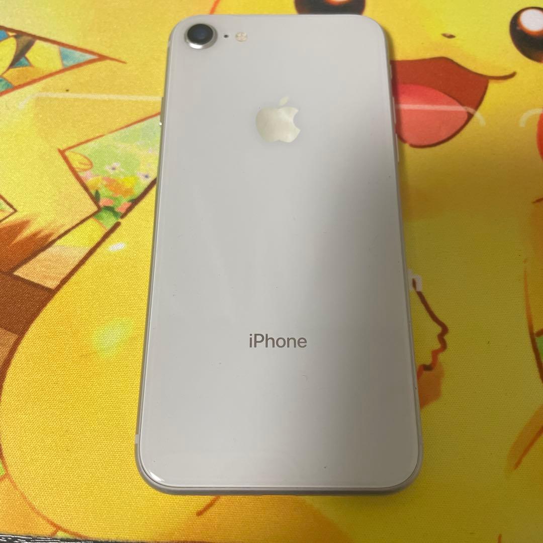 iPhone8 本体 64GB バッテリー50% シルバー