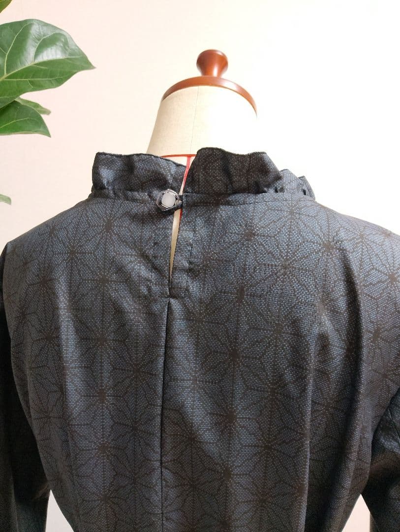 着物リメイク♧大島紬Aラインフリルワンピース♧紺地長袖ストールリボン付き正絹