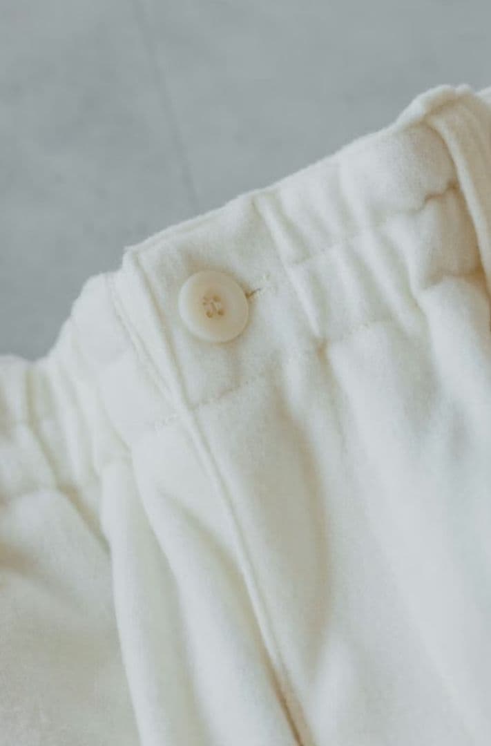 ウール100% カーゴパンツ