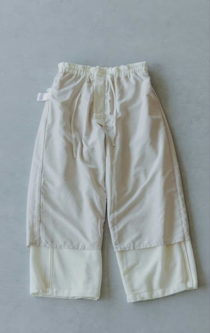 ウール100% カーゴパンツ