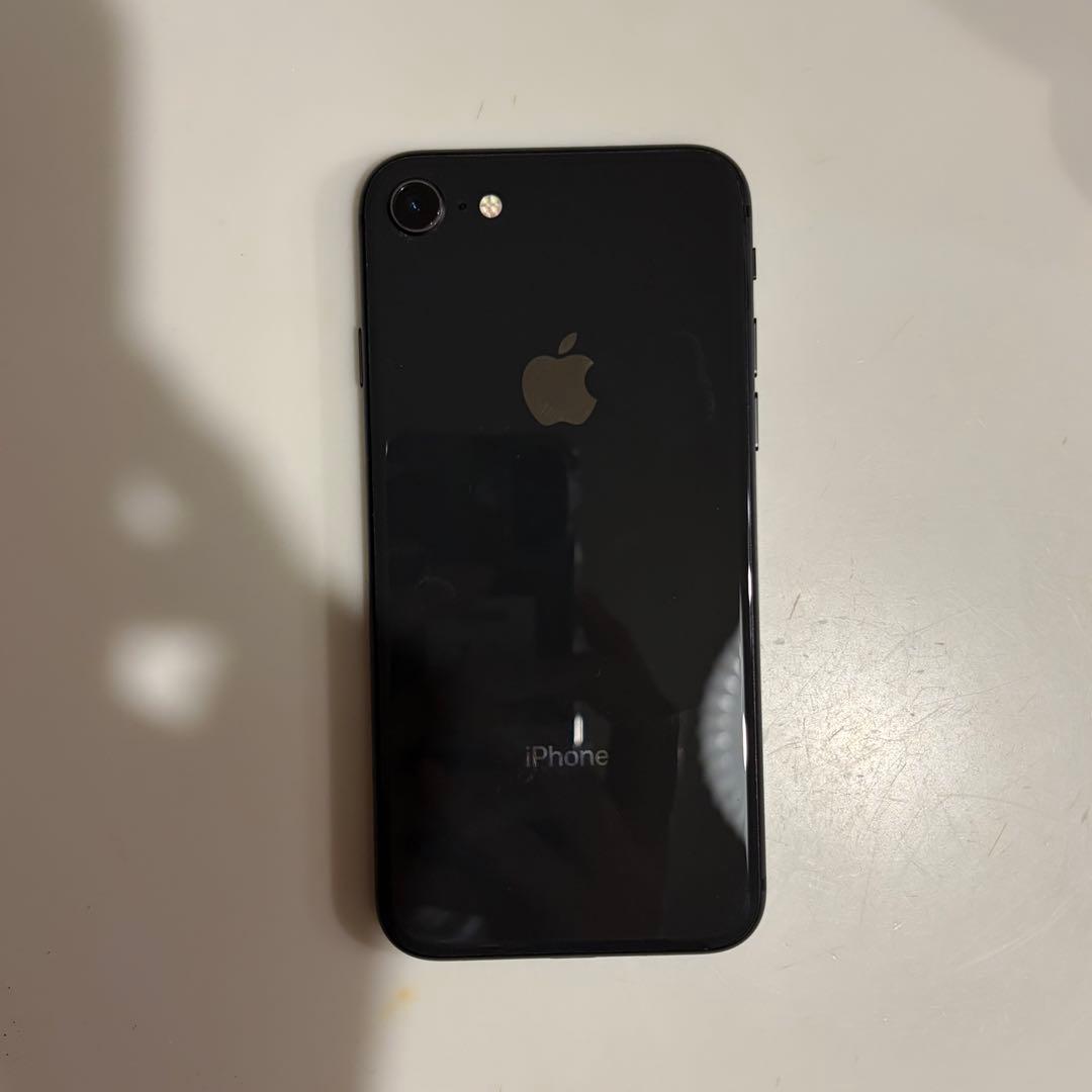 iphone 8 本体 ブラック 256GB