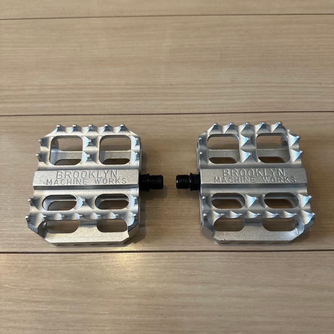 ブルックリンマシンワークス ベジバーガー　ペダル