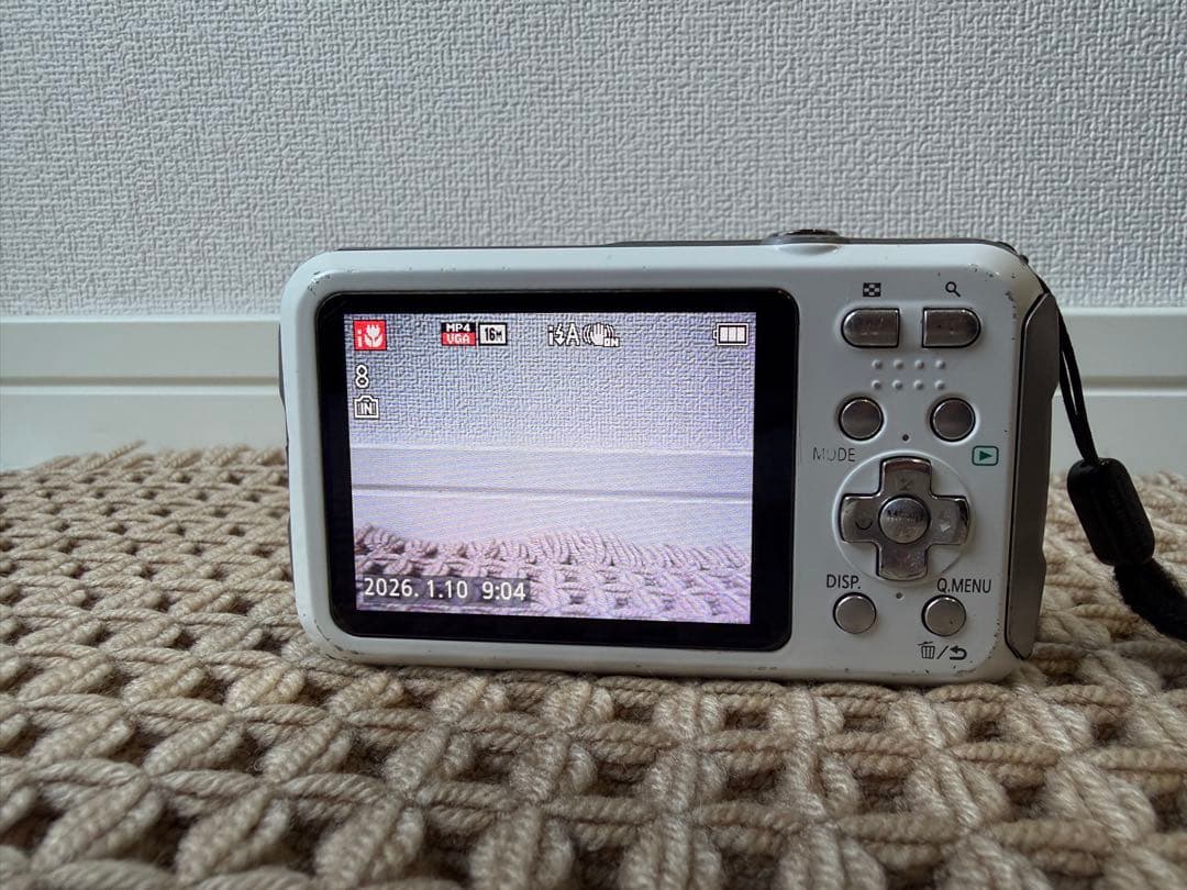 【中古】LUMIX DMC-FT25 ホワイト 防水カメラ