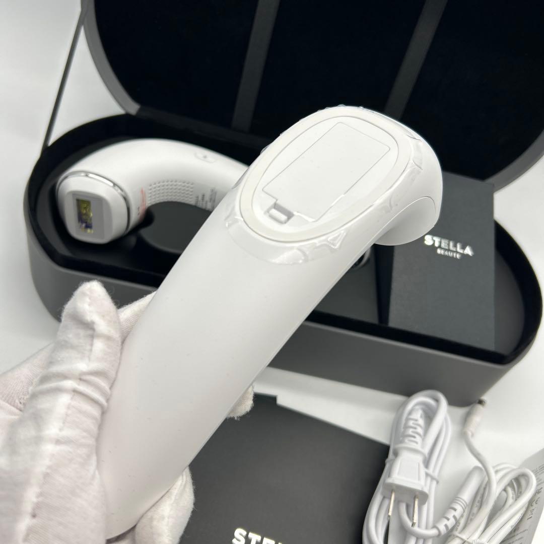 新品　STELLA BEAUTE 光美容器　SB-IFD03-WH