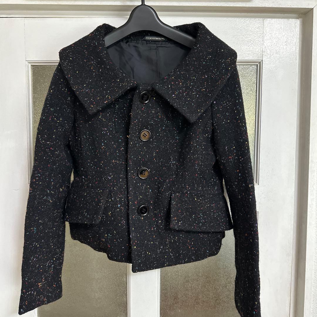 y'sの襟とポケットが可愛いツイードジャケット