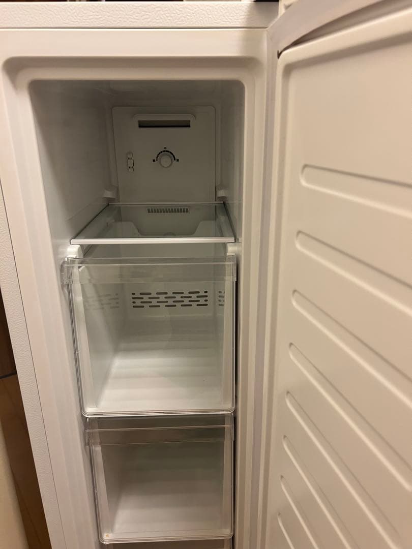 2022年製　アクアAQUA スリム　冷凍庫 冷凍ストッカーAQF-SF10K