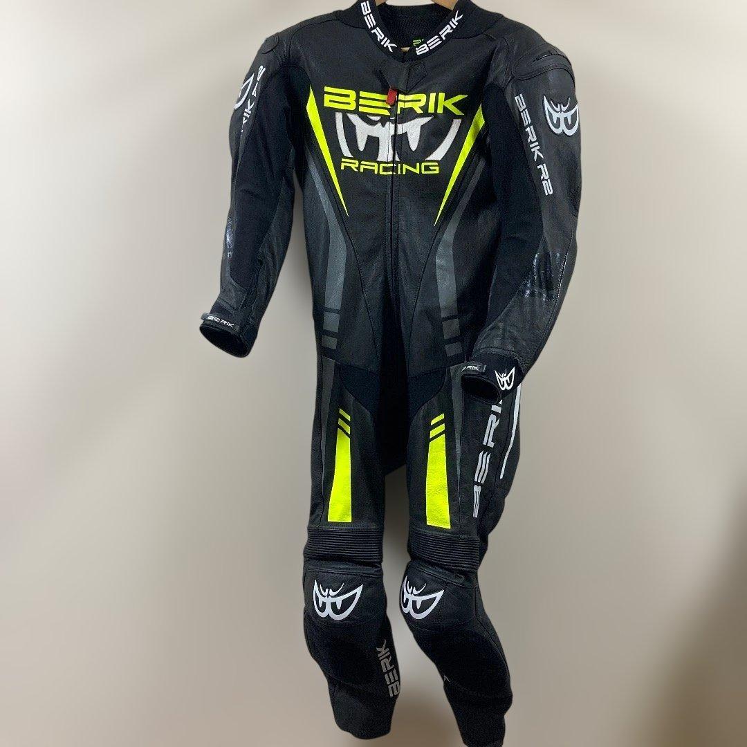 BERIK R2 レーシング革ツナギ LS1-171334N-BK