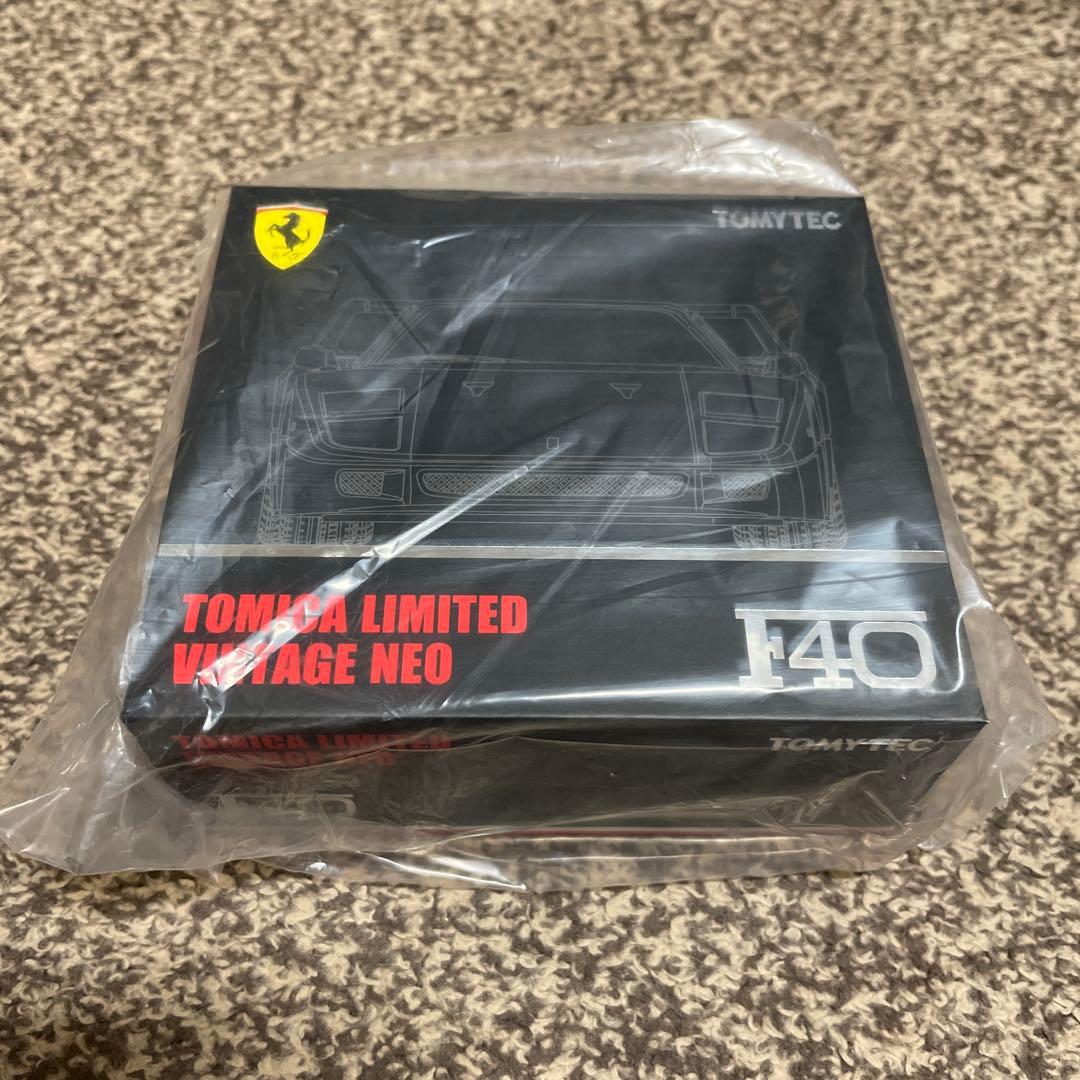 【新品未開封】TOMICA LIMITED VINTAGE NEO F40 黒