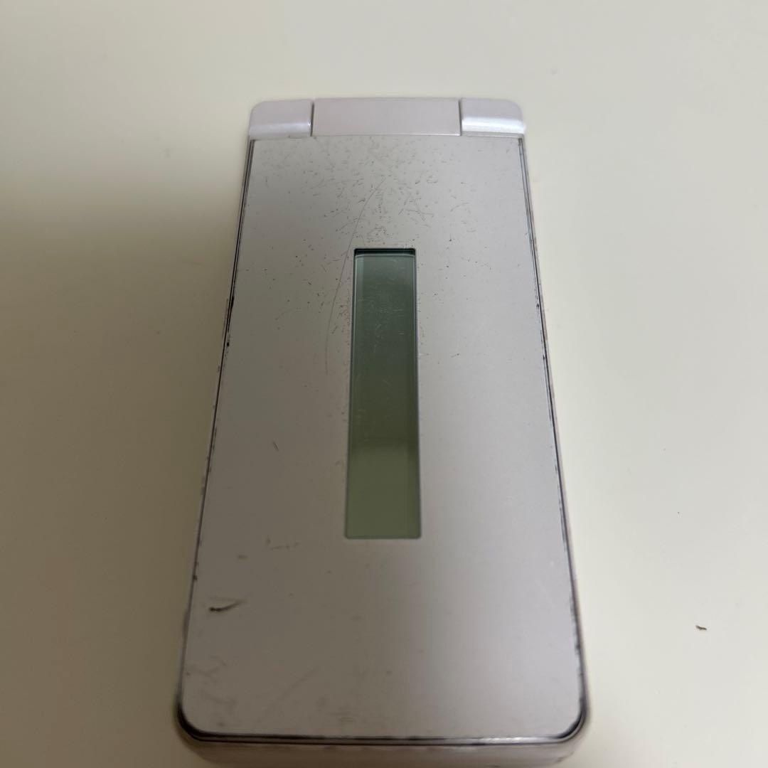 ソフトバンクバンク　AQUOSケータイ4 A205SH ブラック　ガラケー