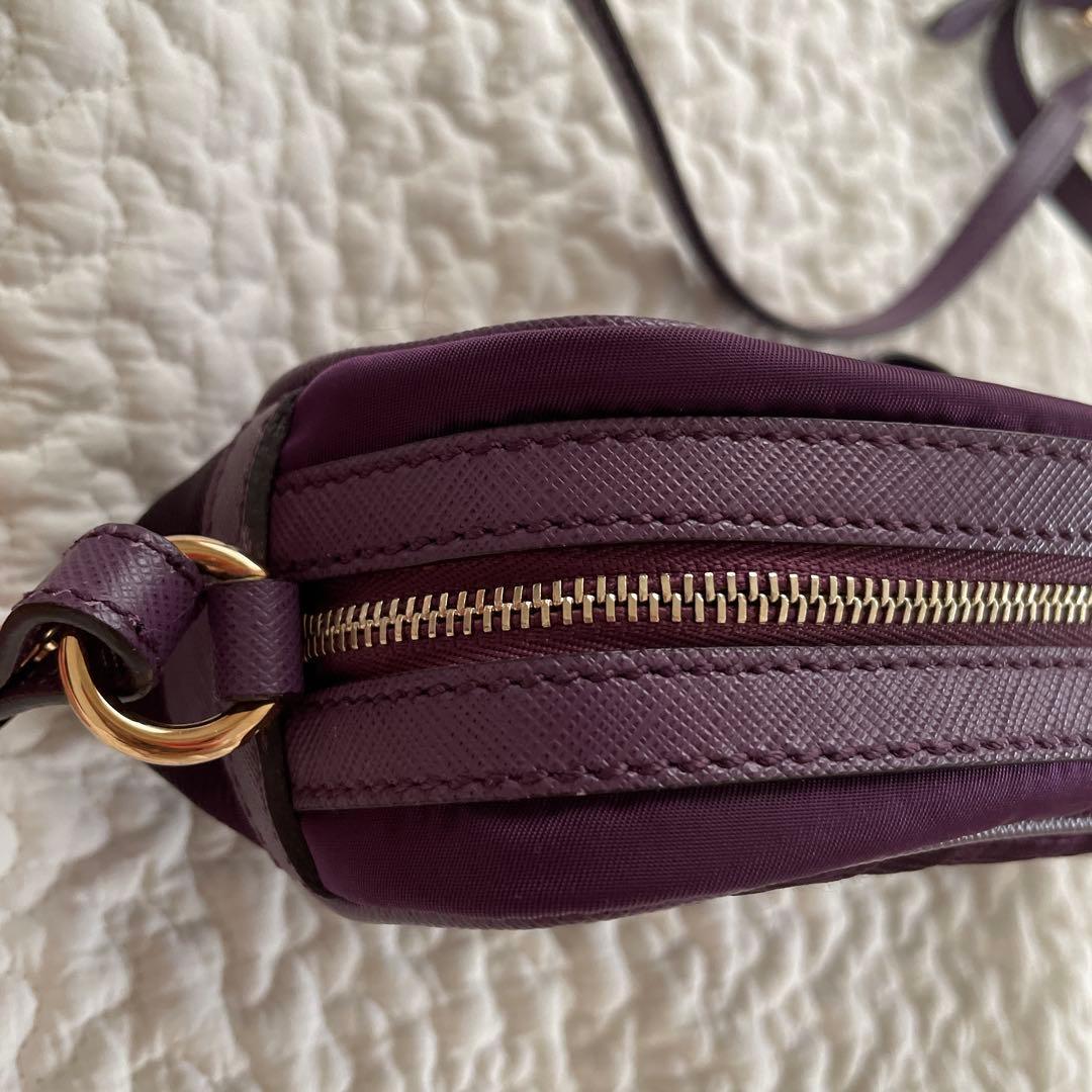 Salvatore Ferragamo ショルダーバッグ　フェラガモ