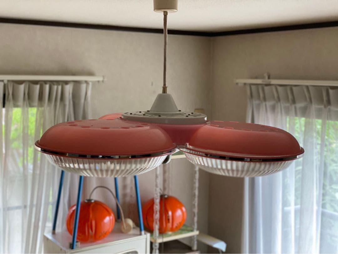 ピンク 3灯 天井照明 昭和レトロ 当時物 レトロポップ インテリア ペンダント