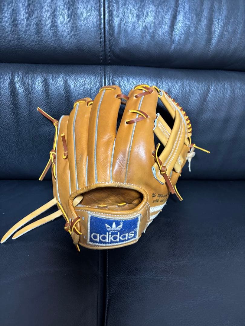 f*0様 アディダス硬式内野手用グラブ