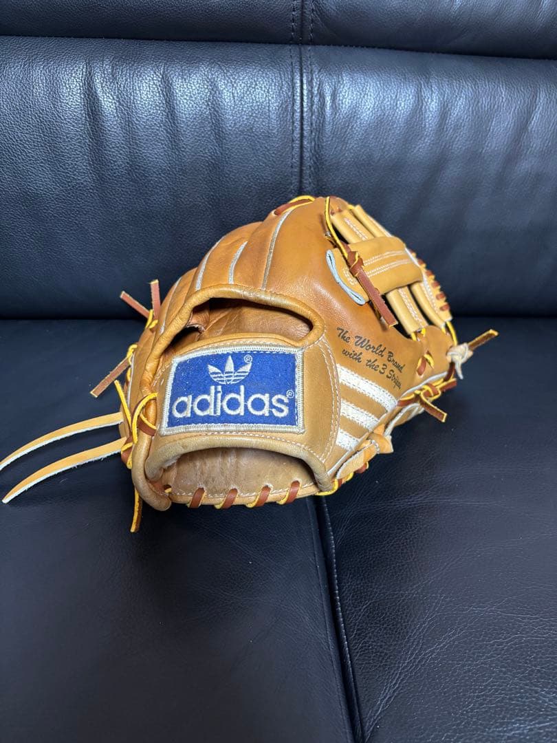 f*0様 アディダス硬式内野手用グラブ