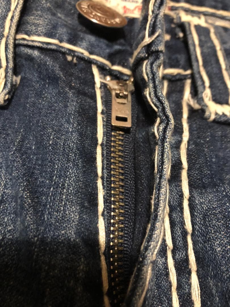 超レア TRUE RELIGION RICKY SUPER T 34