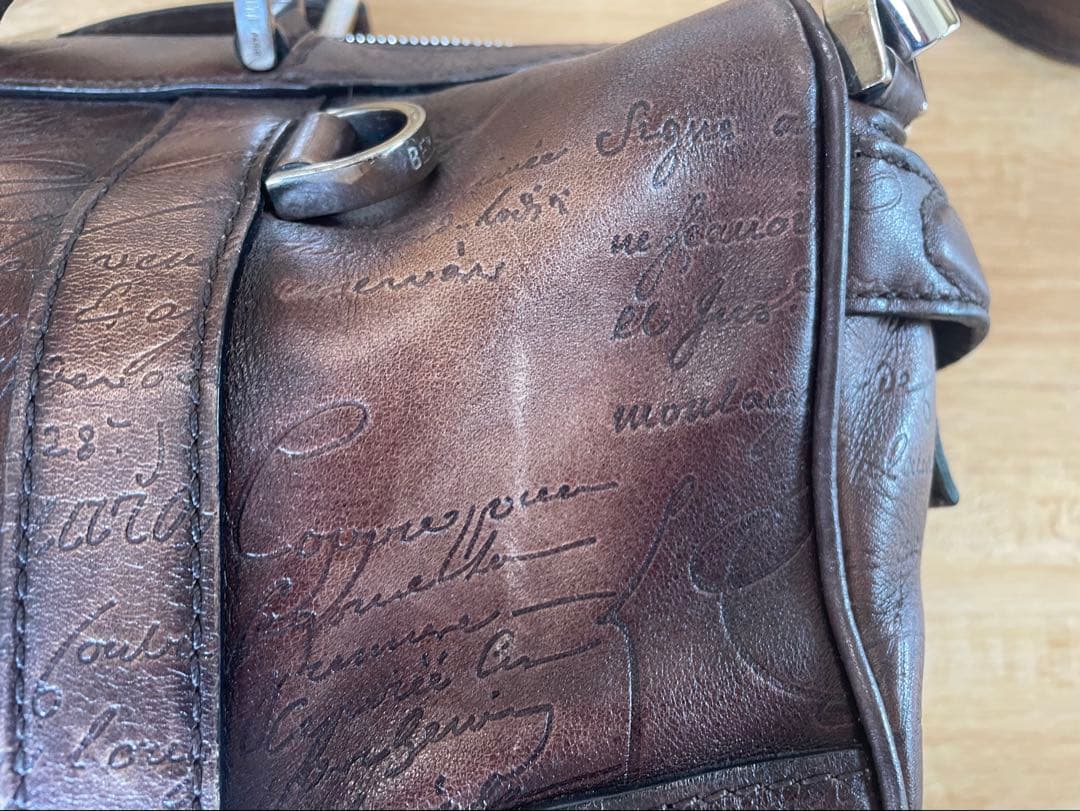 激レア　ベルルッティ　スクリットレザーバッグ