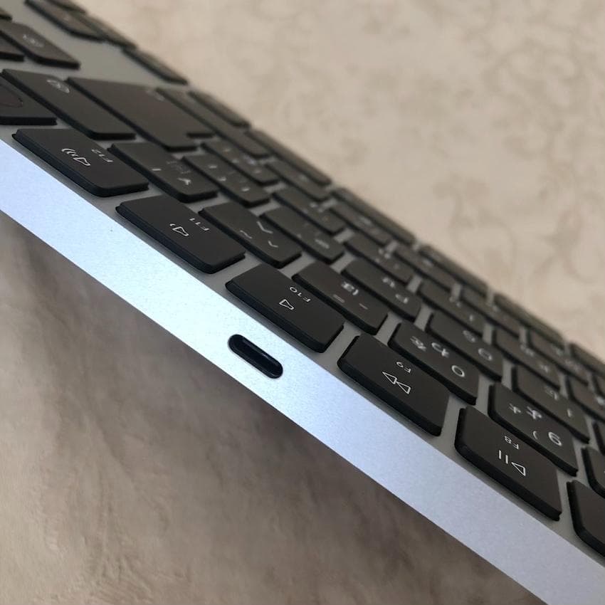 極上優良品｜USB-C｜ブラック｜Touch ID｜Magic Keyboard