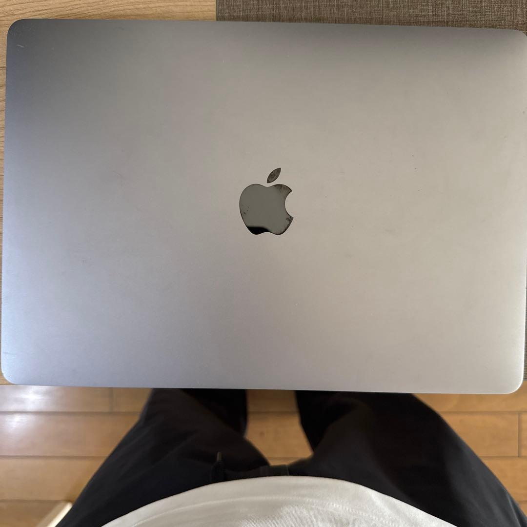 ②Apple MacBook Pro 13インチ Intel 256GB