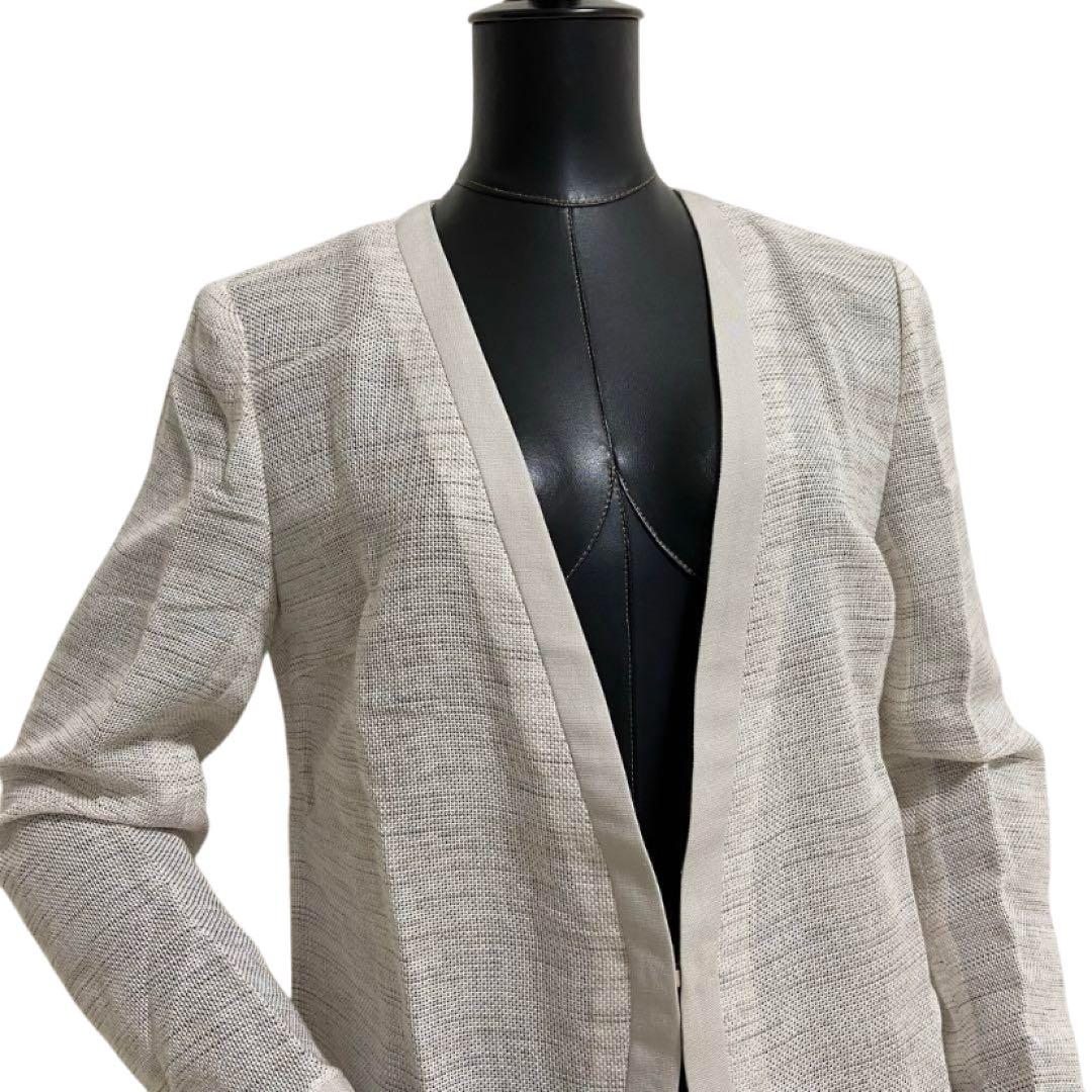 ꧁༺ アクアスキュータム 新品 リネン テーラーリングカラーレスジャケット 10