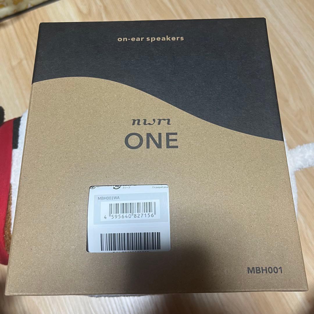 nwm one ヘッドホン　耳スピーカー