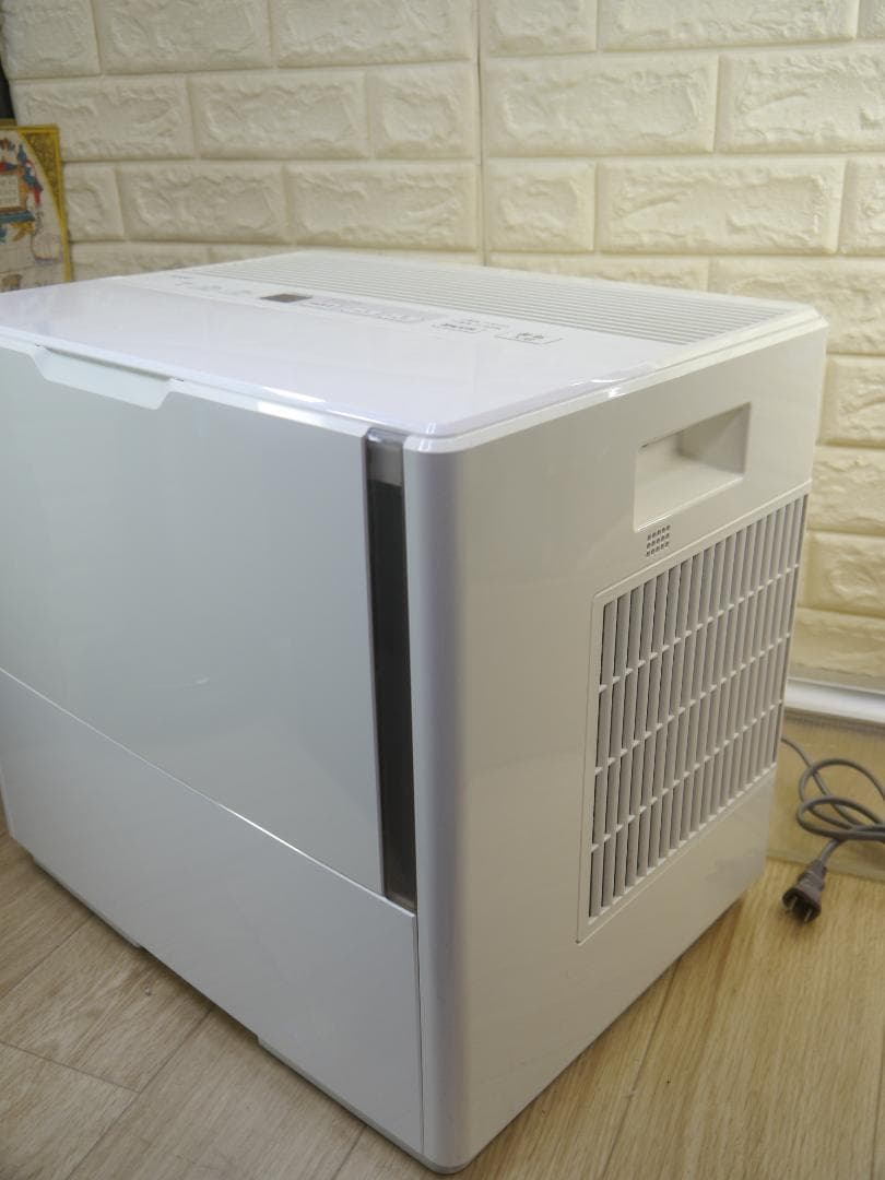 送料無料・／フィルター新品同様❤ダイニチ 加湿器 HD-243 ハイブリッド