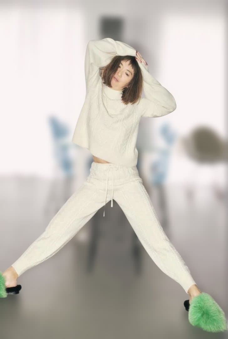 manufactured by WRAPINKNOT ニットパンツ