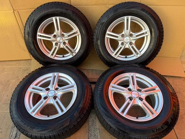 カローラ フリード (4H) ノート スタッドレスセット 185/70R14