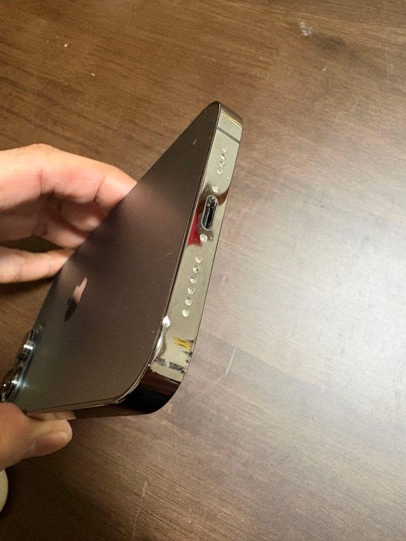 スマートフォン本体 iPhone13pro max 512GBケース付き