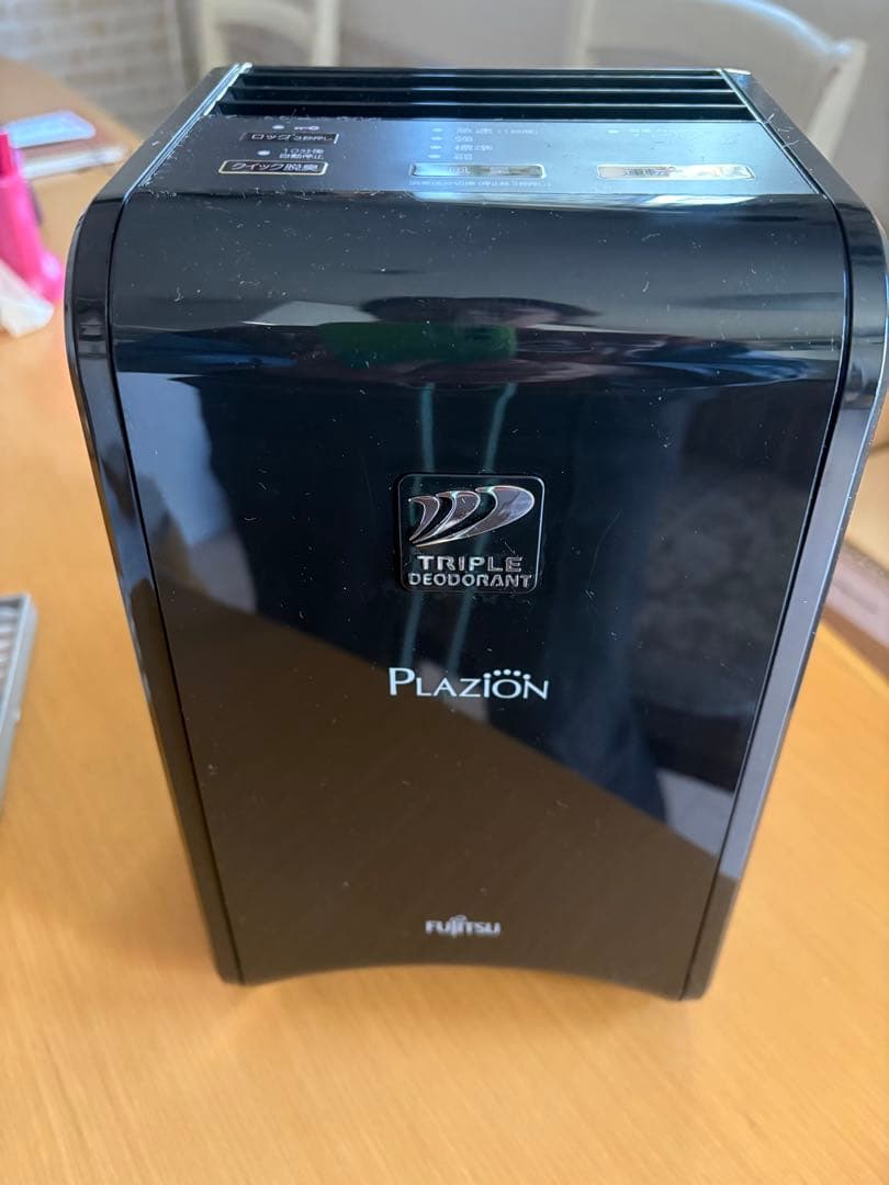 美品Plazion脱臭機2025年製ブラック