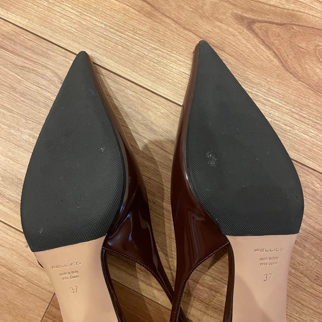定番人気　PELLICO ペリーコ　バックストラップパンプス