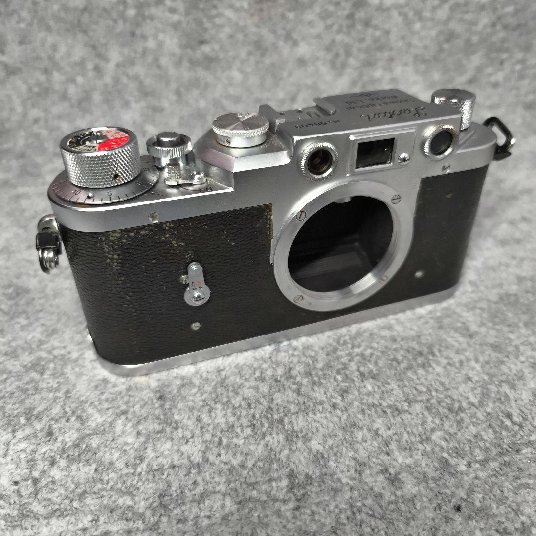 Leotax K レンジファインダーカメラ