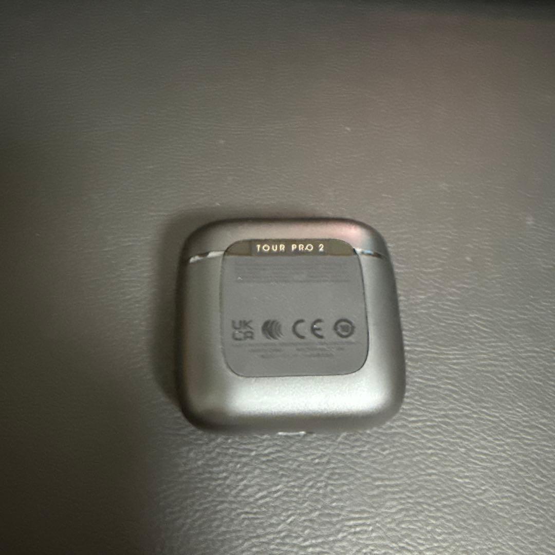 JBL TOUR PRO 2　ワイヤレスイヤホン カナル型