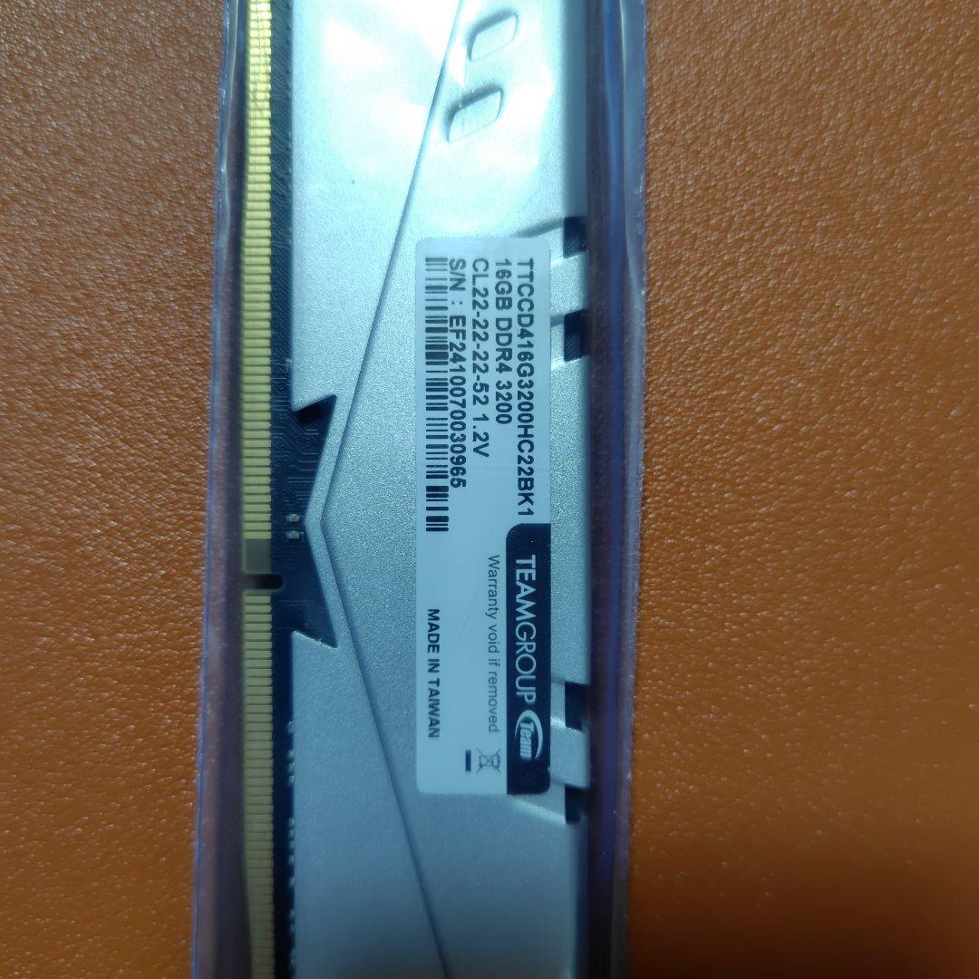 未使用新品　T-CREATE DDR4 CLASSIC メモリー 16GB　1枚