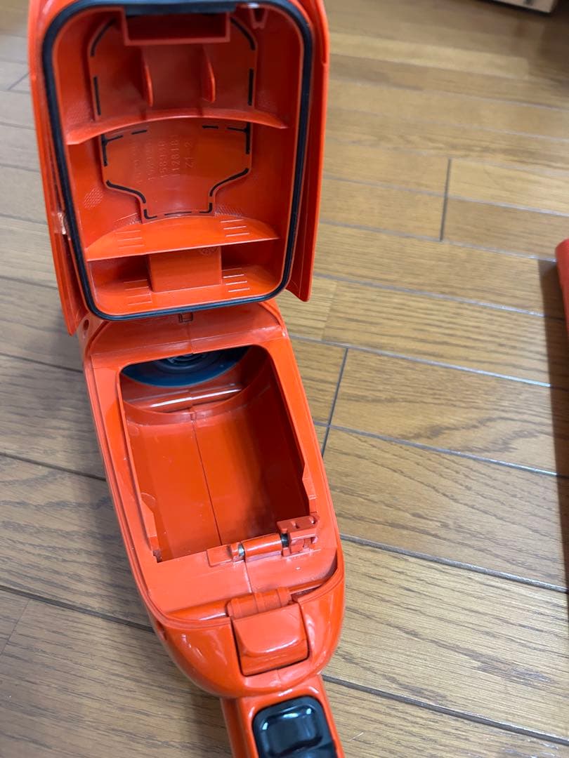 マキタのターボ60 充電式クリーナー CL113FD