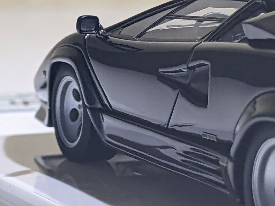 アイドロン 1/43 ランボルギーニ カウンタックLP5000QV 1988