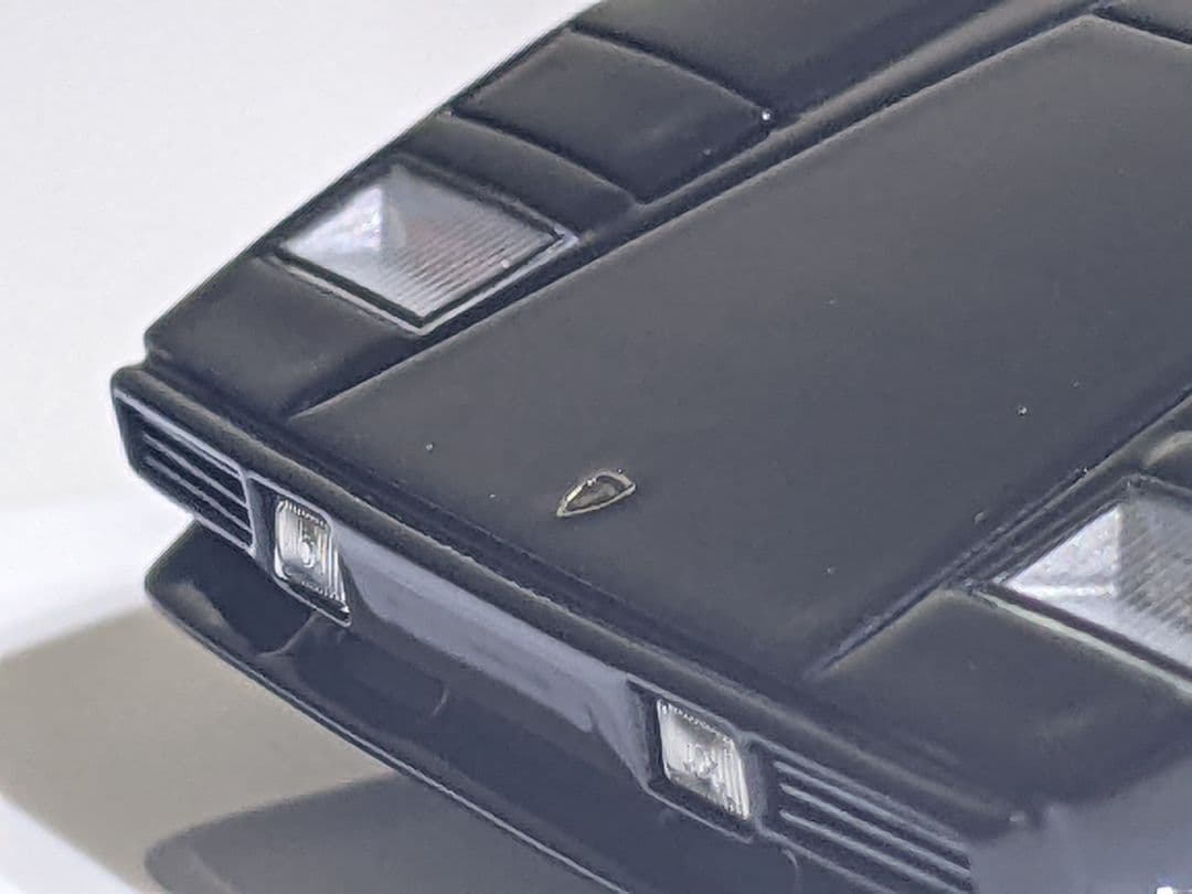 アイドロン 1/43 ランボルギーニ カウンタックLP5000QV 1988