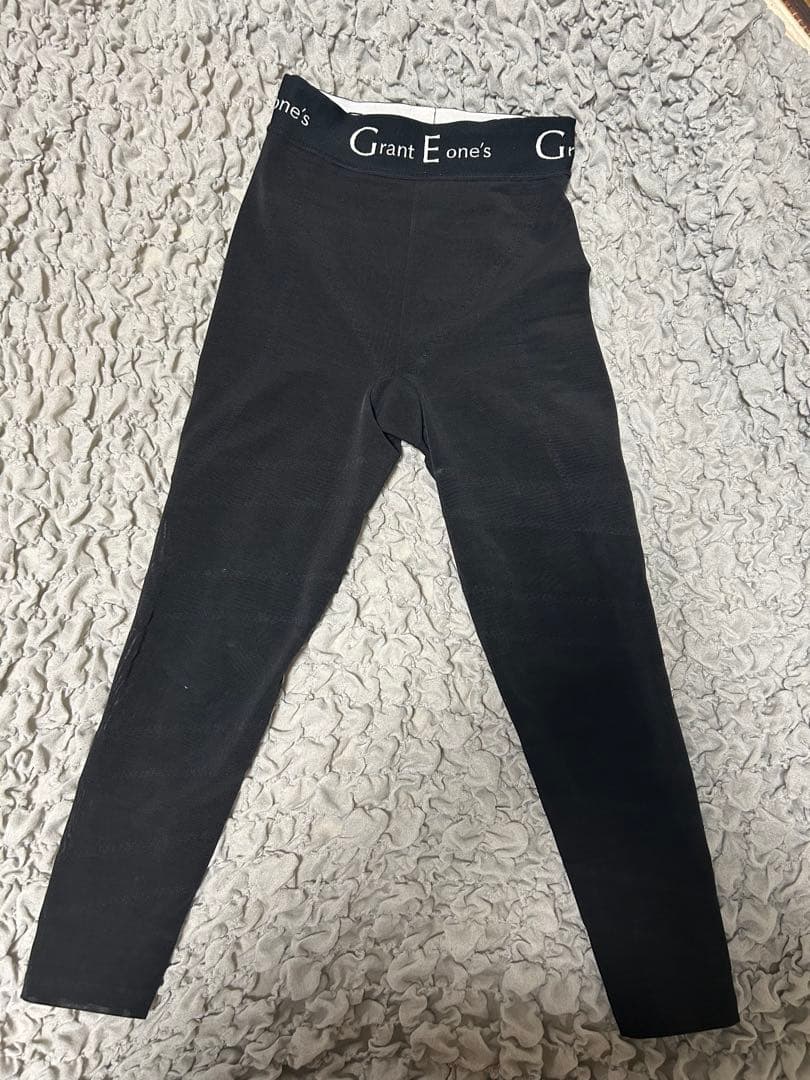 タマちゃんさん。グラントイーワンズ ブラック ドレナージュスパッツ 70cm