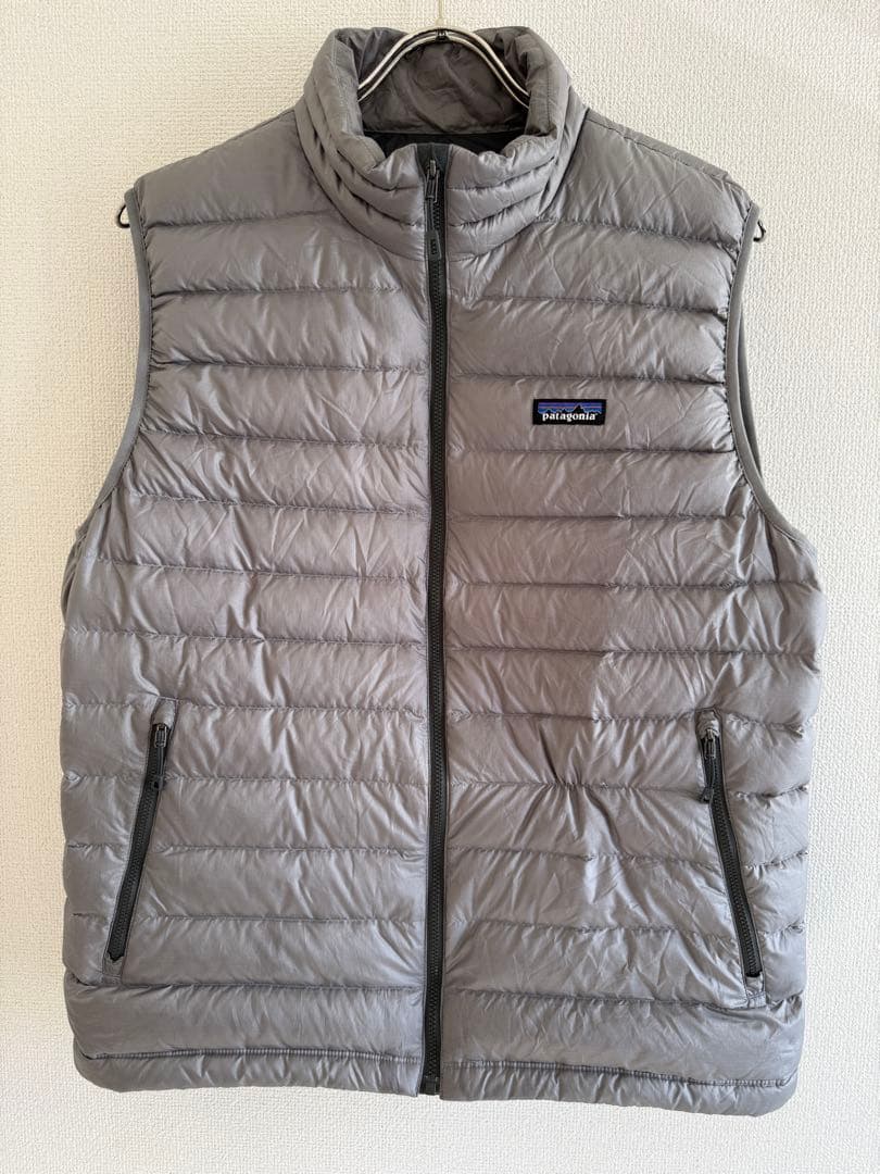 美品 パタゴニア メンズ ダウンセーターベスト シルバーグレー Lサイズ