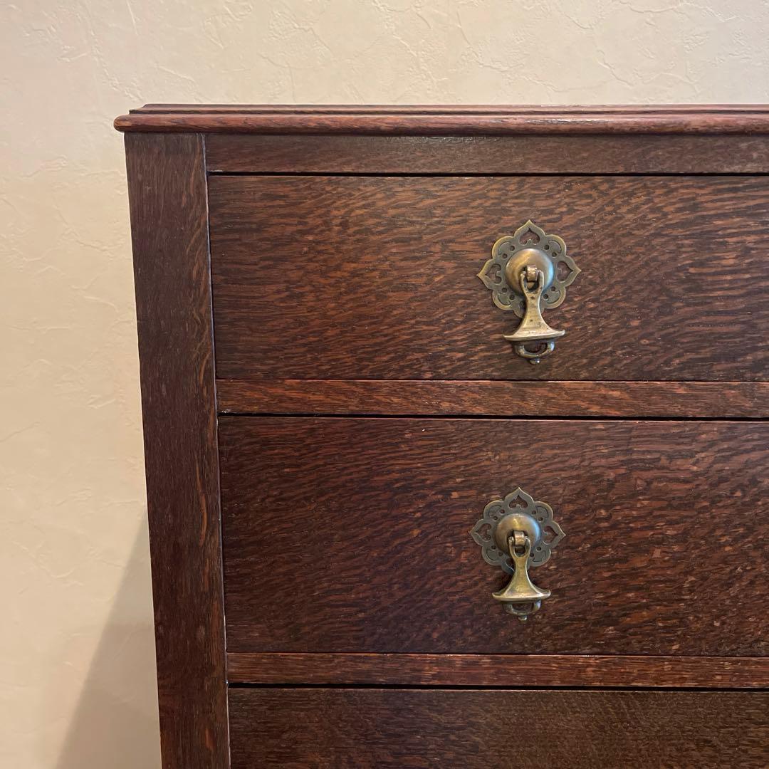 アンティーク オーク材　チェスト キャビネット　真鍮　キャスター