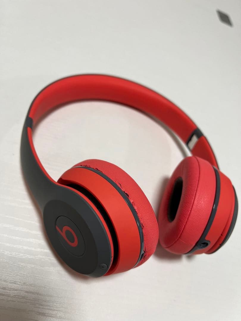 Beats Solo2 wireless レッド&グレー 限定カラー