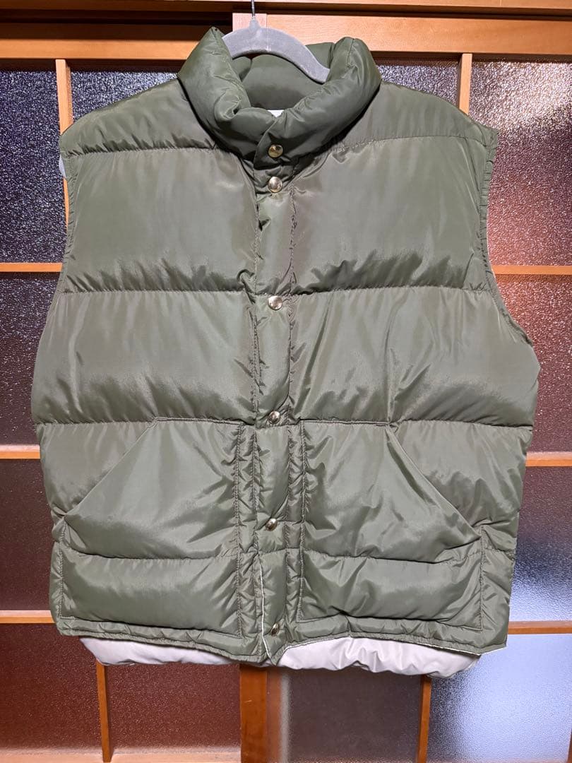 ショウジ　Walls ダウンベスト