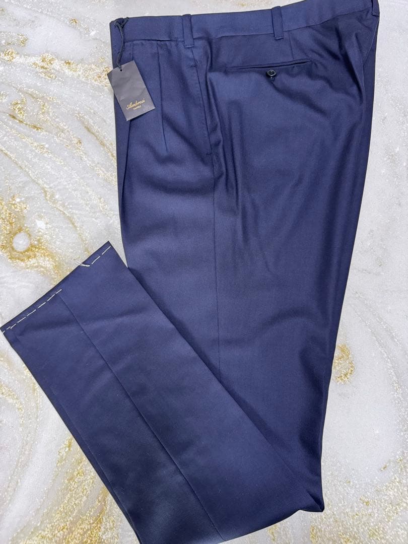 【新品未使用】Ambrosi(アンブロージ) ウール　スラックス、サイズ52