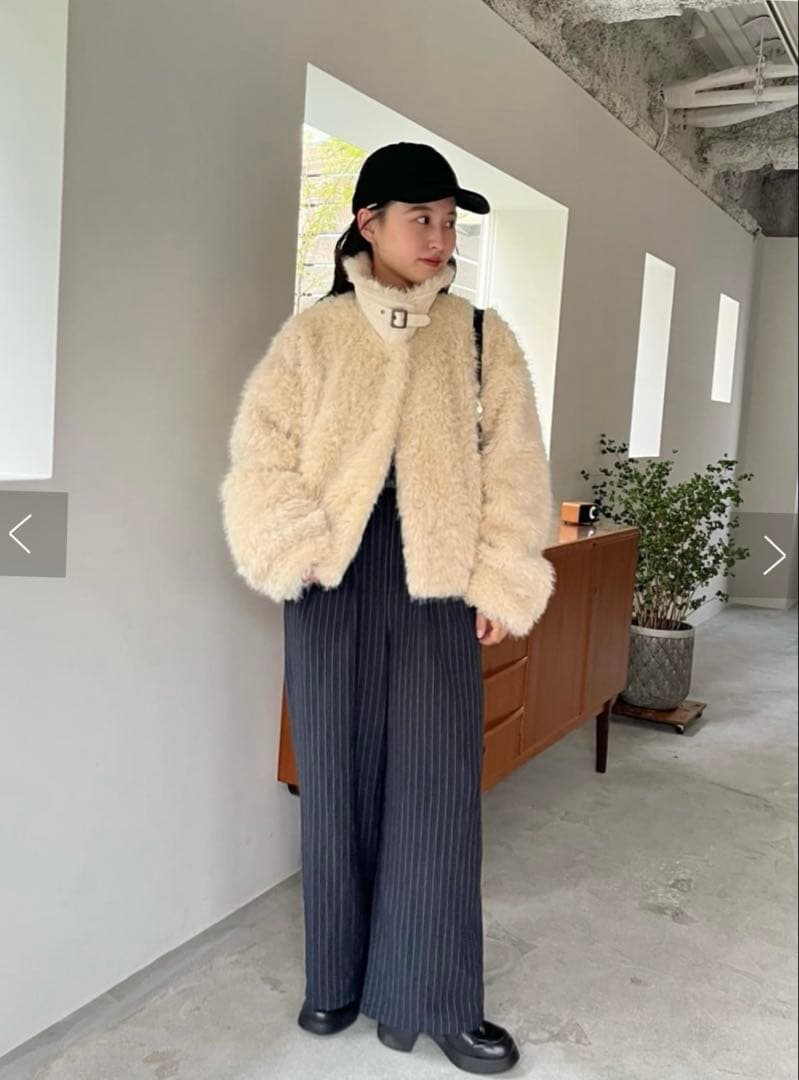 新品未使用　カスタネ、kastane カールミドルファーコート