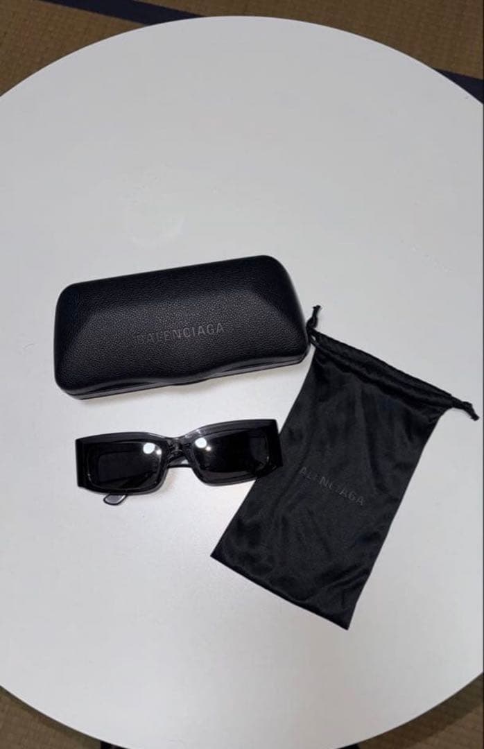balenciaga サングラス　平本蓮着用