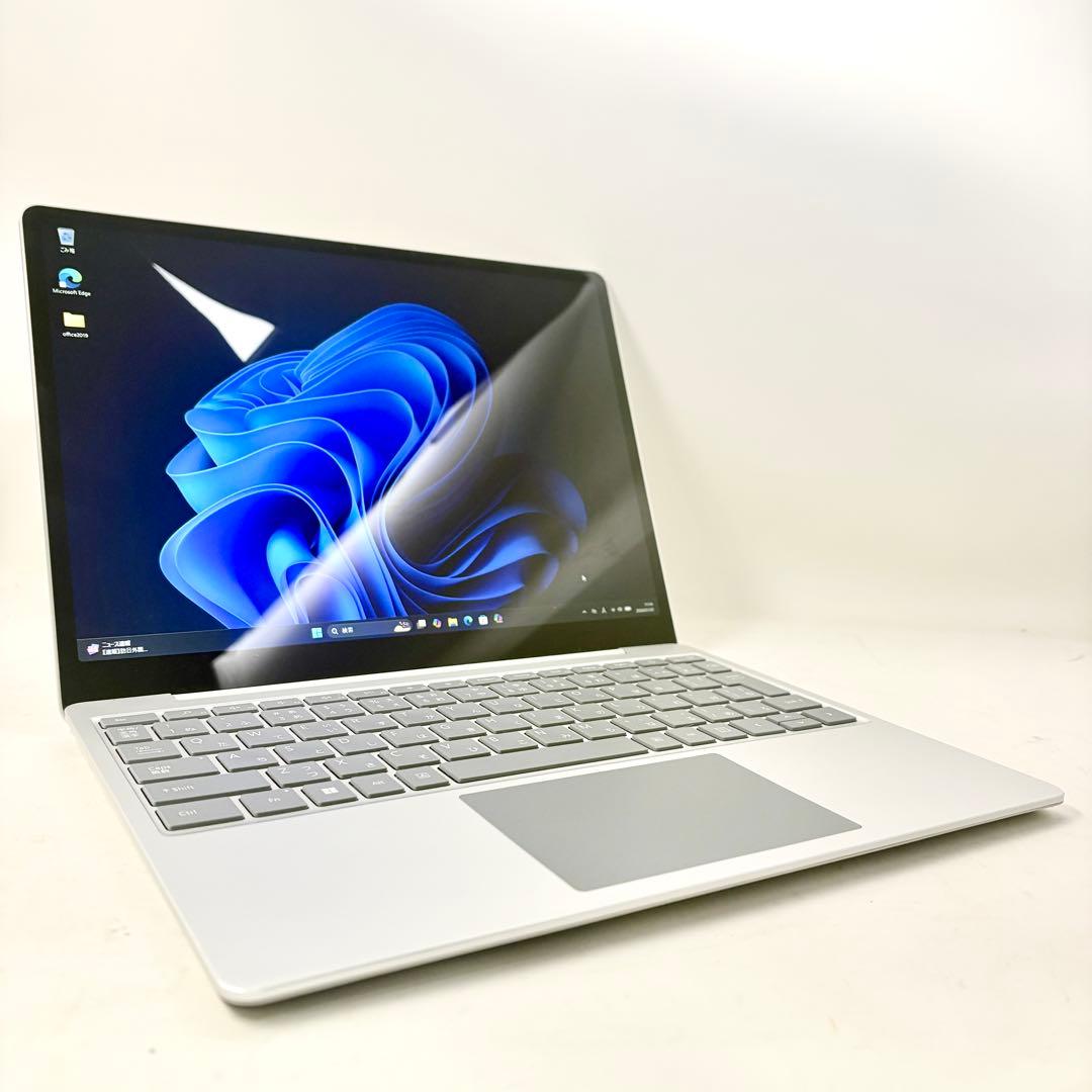 使用少ない美品！Surface Laptop Go2 256GB 上位モデル！