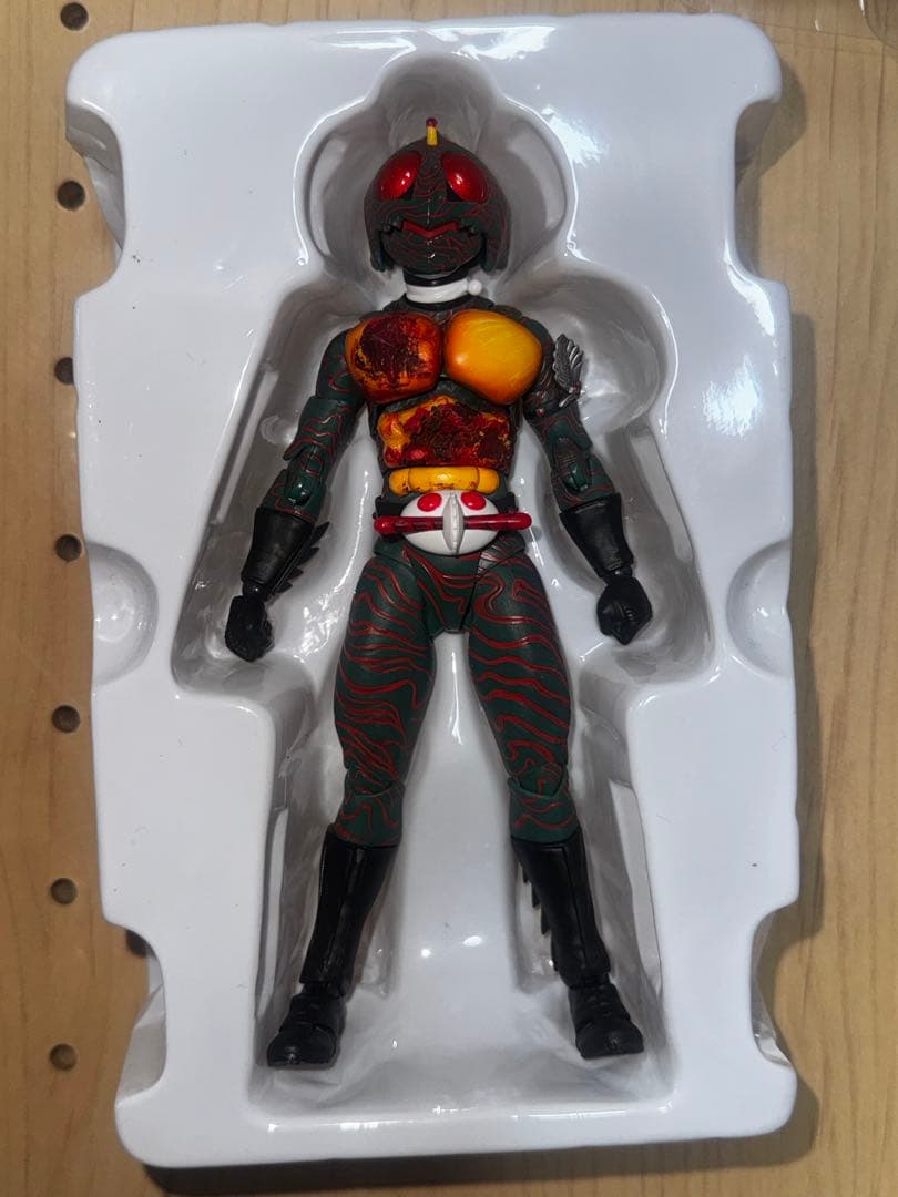 ユ*ト様 S.H.Figuarts 真骨頂製法 仮面ライダーアマゾン ※ジャンク