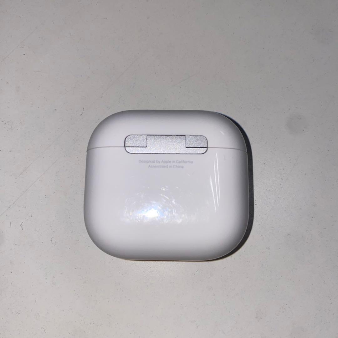 【値下げ可】AirPods 4 ANC非搭載(ノイキャン無し)