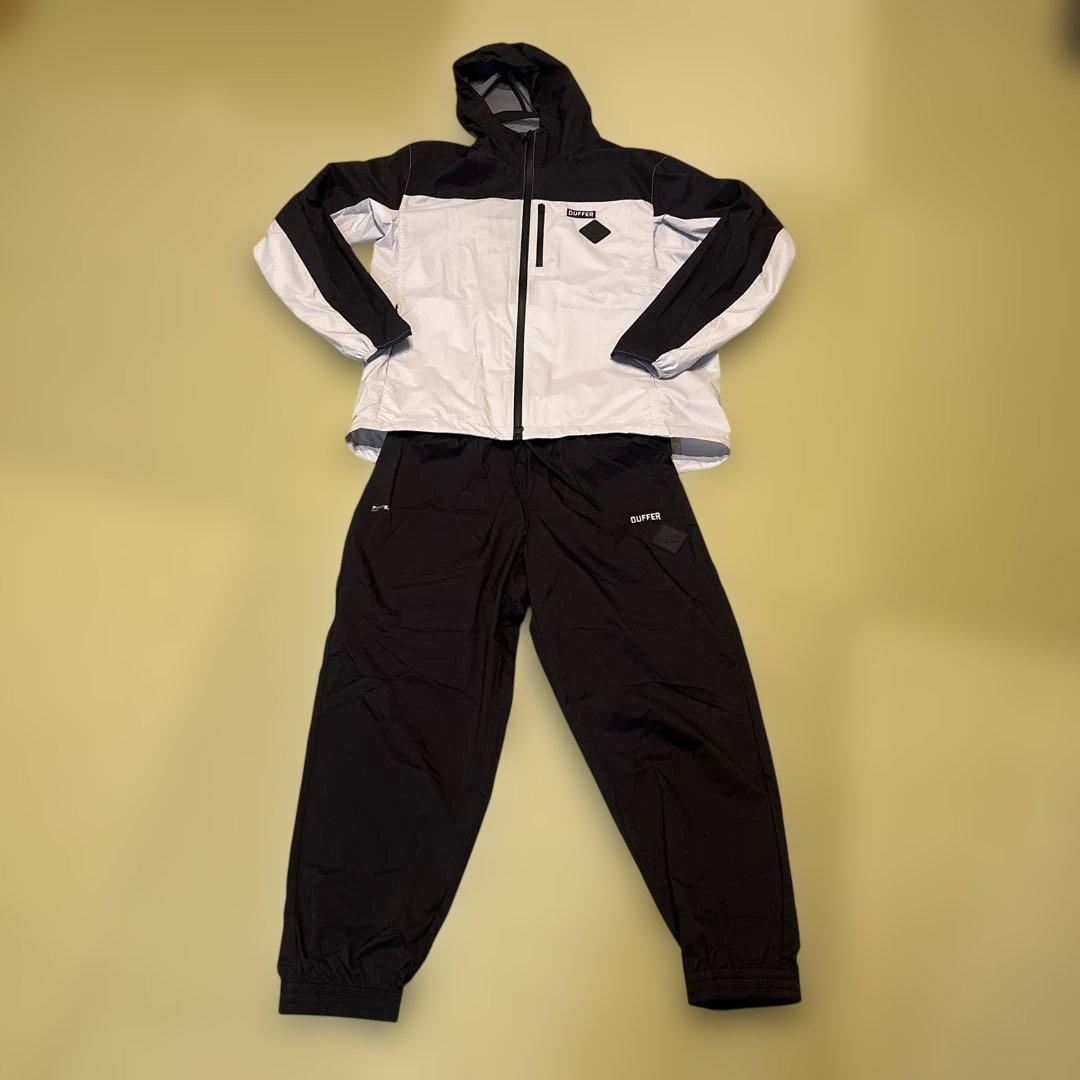 urika　DUFFER ライトシェルパーカー