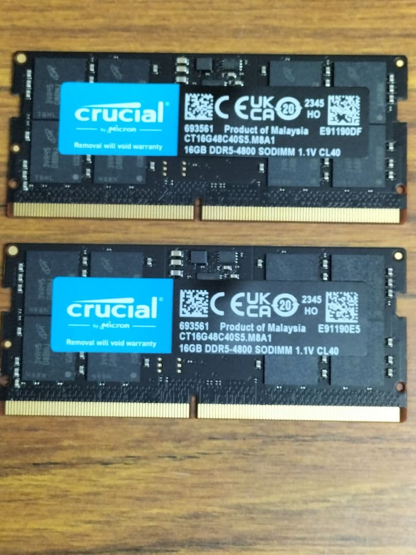 Crucial 32GB DDR5-4800 SODIMM メモリ