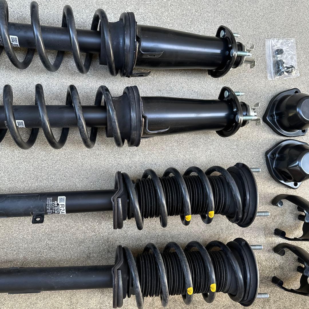 トヨタ CROWN AWS210 純正ショック クラウンアスリート ハイブリッド