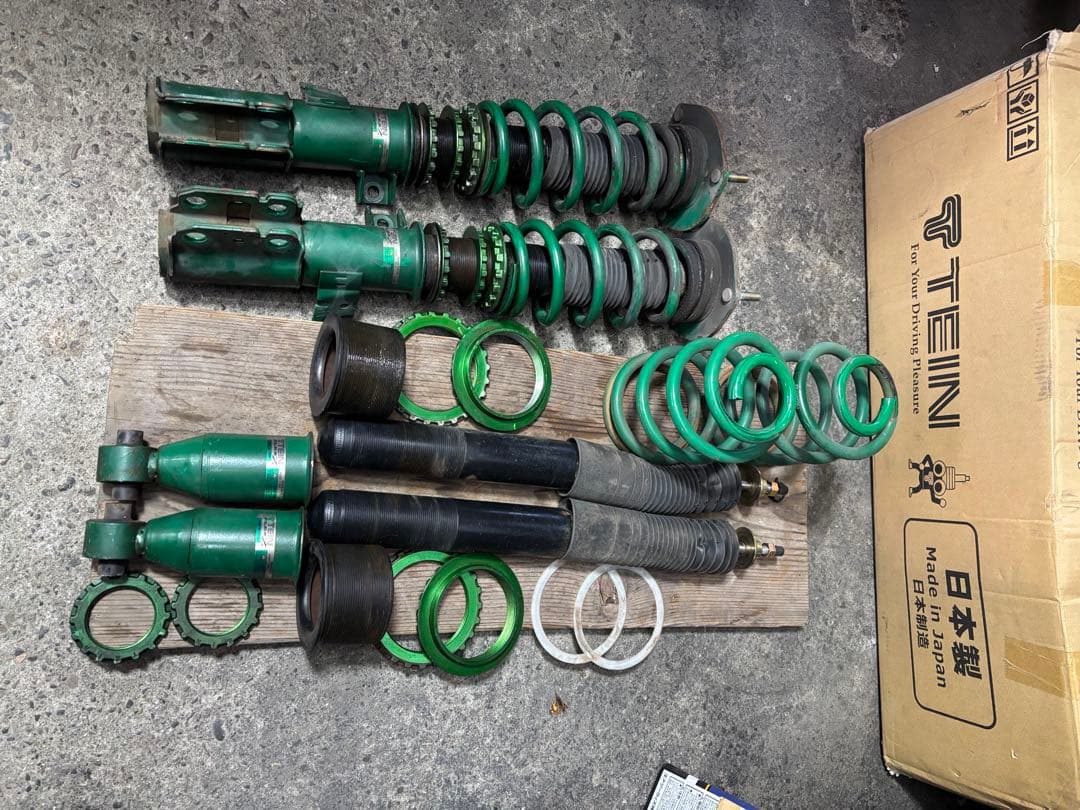 80系ノア、ヴォクシー車高調